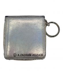 MM6 Maison Margiela（エムエムシックスメゾンマルジェラ）の古着「コンテンポラリーライン 2つ折り財布」｜シルバー