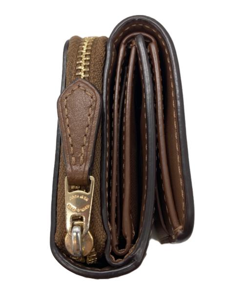 COACH（コーチ）COACH (コーチ) シグネチャー3つ折りコンパクトウォレット ベージュの古着・服飾アイテム