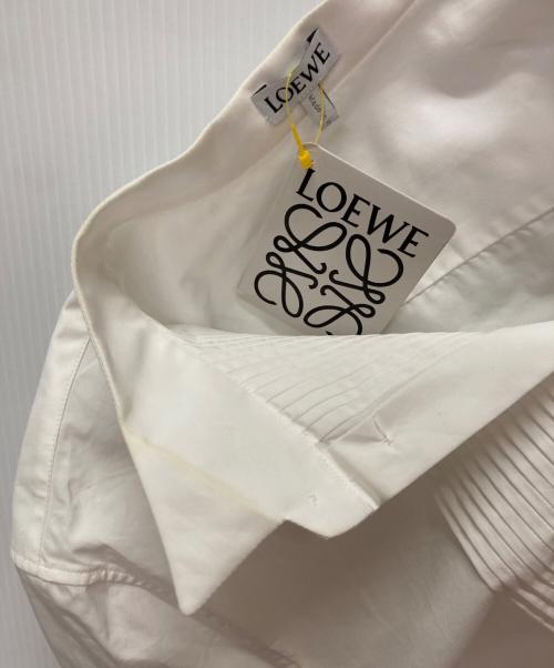 LOEWE（ロエベ）LOEWE (ロエベ) プリーツフォーマルシャツ /アナグラム ホワイト サイズ:38の古着・服飾アイテム