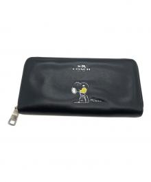 COACH×PEANUTS（コーチ×ピーナッツ）の古着「スヌーピー コラボ長財布」｜ブラック