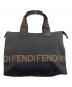 FENDI（フェンディ）の古着「ロゴライン ハンドバッグ」｜ブラック