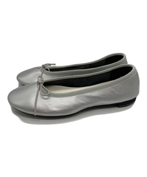 travel shoes by chausser（トラベルシューズバイショセ）TRAVEL SHOES by chausser (トラベルシューズバイショセ) バレエシューズ シルバー サイズ:39の古着・服飾アイテム