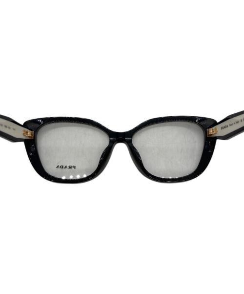 PRADA（プラダ）PRADA (プラダ) キャットアイ / フォックス型 アイウェア / 眼鏡 ホワイト×ブラック サイズ:SIZE 55□16の古着・服飾アイテム