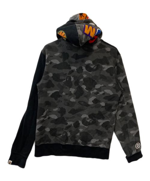 A BATHING APE（アベイシングエイプ）A BATHING APE (アベイシングエイプ) シャーク ジップパーカー ブラック サイズ:XLの古着・服飾アイテム