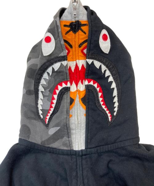 A BATHING APE（アベイシングエイプ）A BATHING APE (アベイシングエイプ) シャーク ジップパーカー ブラック サイズ:XLの古着・服飾アイテム