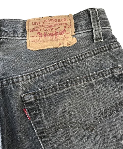 LEVI'S（リーバイス）LEVI'S (リーバイス) 先染め501ブラックデニムパンツ ブラック サイズ:W29 L30の古着・服飾アイテム