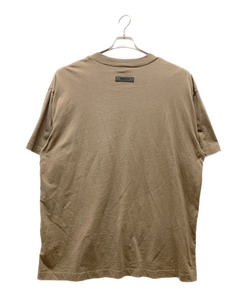 FOG ESSENTIALS（フィアオブゴッド エッセンシャル）FOG ESSENTIALS (フィアオブゴッド エッセンシャル) Tシャツ ブラウン サイズ:Lの古着・服飾アイテム