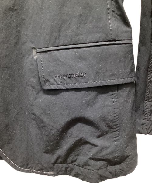 and wander（アンドワンダー）and wander (アンドワンダー) plain tailored stretch jacket ブラック サイズ:2の古着・服飾アイテム