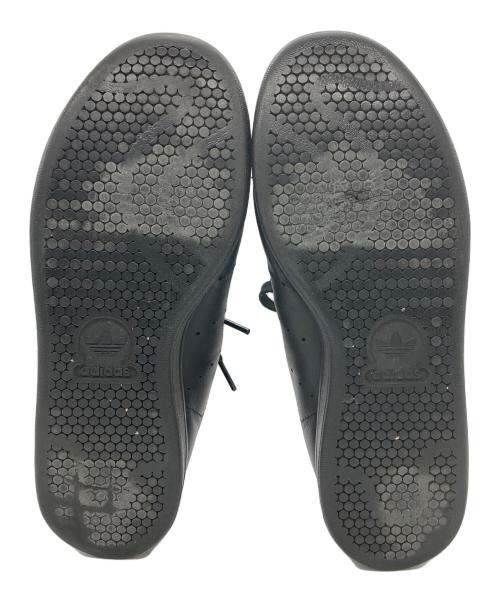 adidas（アディダス）adidas (アディダス) スタンスミス ローカットスニーカー ブラック サイズ:255の古着・服飾アイテム