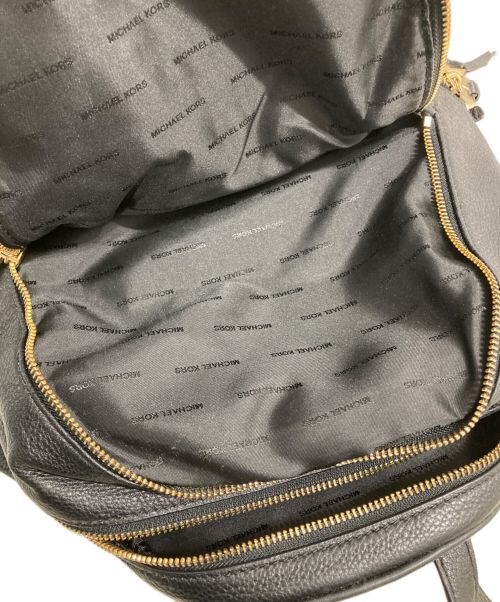 MICHAEL KORS（マイケル・コース）MICHAEL KORS (マイケルコース) RHEA ZIP リュック ブラックの古着・服飾アイテム