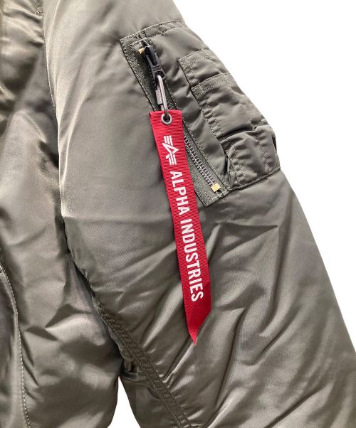 ALPHA INDUSTRIES（アルファインダストリーズ）ALPHA INDUSTRIES (アルファインダストリーズ) フライトジャケット カーキ サイズ:XLの古着・服飾アイテム