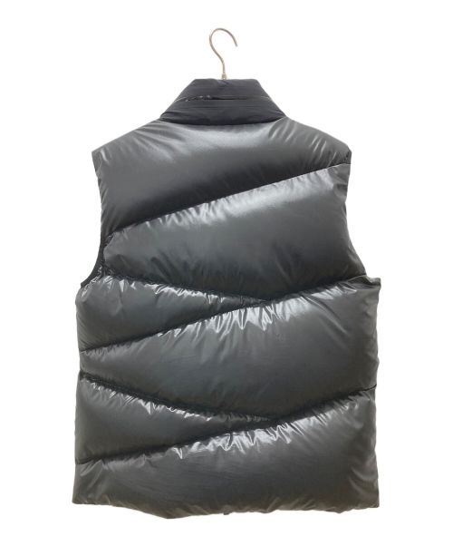 MONCLER（モンクレール）MONCLER (モンクレール) ロゴ ラバーワッペン ダウンベスト ブラック サイズ:2の古着・服飾アイテム