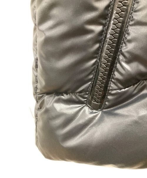 MONCLER（モンクレール）MONCLER (モンクレール) ロゴ ラバーワッペン ダウンベスト ブラック サイズ:2の古着・服飾アイテム
