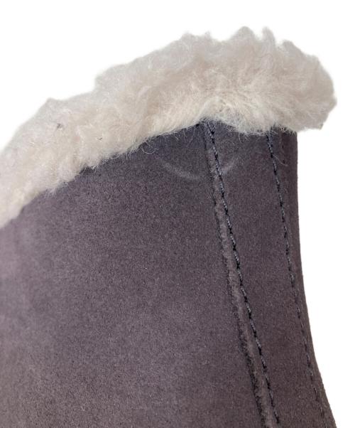 UGG（アグ）UGG (アグ) モカシンブーツ グレー サイズ:23の古着・服飾アイテム