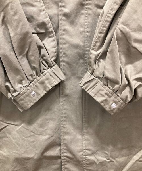 MIDIUMISOLID（ミディウミソリッド）MIDIUMISOLID (ミディウミソリッド) モッズコート カーキ サイズ:表記サイズ無しの古着・服飾アイテム