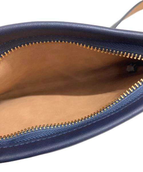 MICHAEL KORS（マイケル・コース）MICHAEL KORS (マイケルコース) ウエストポーチ ホワイト×ネイビーの古着・服飾アイテム