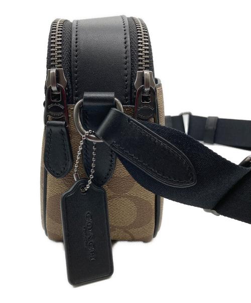 COACH（コーチ）COACH (コーチ) グラハム クロスボディ シグネチャー ブラウンの古着・服飾アイテム
