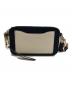 MARC JACOBS (マーク ジェイコブス) The snap shot アイボリー：7000円