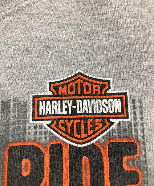 HARLEY-DAVIDSON（ハーレーダビッドソン）HARLEY-DAVIDSON (ハーレーダビッドソン) プリントスウェット グレー サイズ:2XLの古着・服飾アイテム