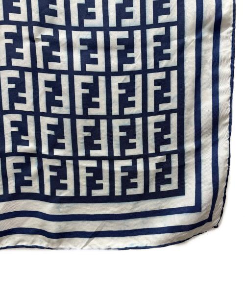 FENDI（フェンディ）FENDI (フェンディ) シルクスカーフ ネイビー×ホワイトの古着・服飾アイテム
