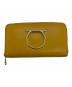 Salvatore Ferragamo（サルヴァトーレ フェラガモ）の古着「ガンチーニラウンド長財布」｜イエロー