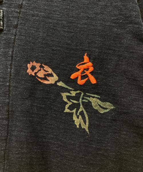AUSTERE JAPAN KOROMO（オスティア・ジャパンコロモ）AUSTERE JAPAN KOROMO (オスティア・ジャパンコロモ) 刺繍 チャイナデニムシャツ インディゴ サイズ:XLの古着・服飾アイテム