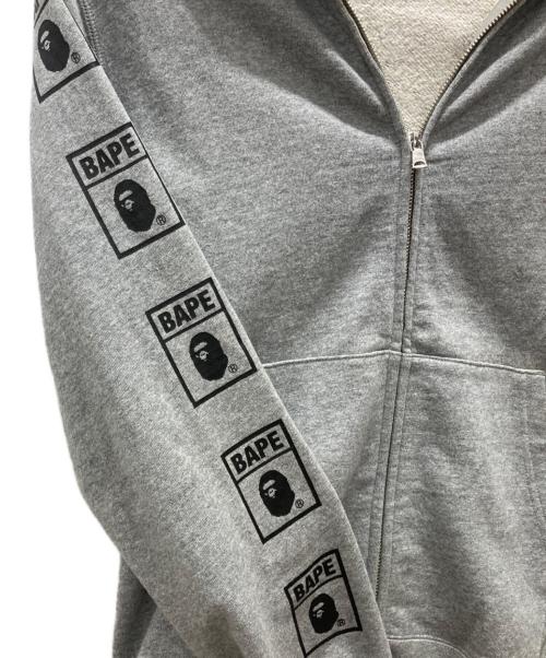 A BATHING APE（ア ベイシング エイプ）A BATHING APE (ア ベイシング エイプ) APE SHALL NEVER KILL APEパーカー グレー サイズ:Mの古着・服飾アイテム