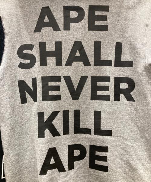 A BATHING APE（ア ベイシング エイプ）A BATHING APE (ア ベイシング エイプ) APE SHALL NEVER KILL APEパーカー グレー サイズ:Mの古着・服飾アイテム
