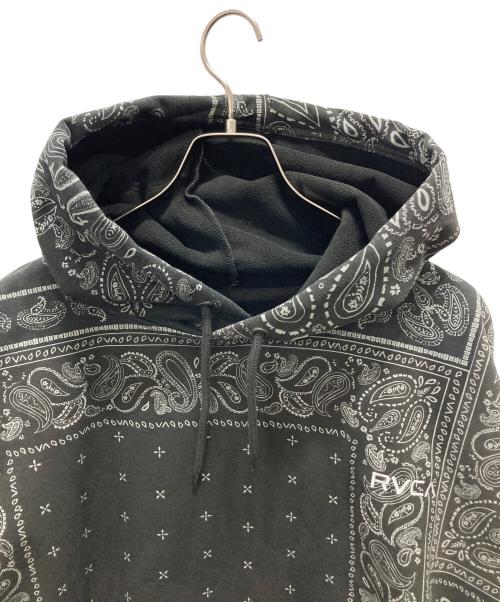 RVCA（ルーカ）RVCA (ルーカ) PATCHWORK BANDANA HOODIE グレー サイズ:XLの古着・服飾アイテム