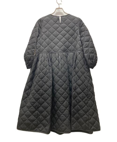 CAROLINA GLASER（カロリナ グレイサー）CAROLINA GLASER (カロリナ グレイサー) キルティングワンピース ブラック サイズ:表記無しの古着・服飾アイテム