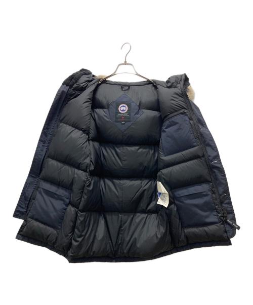 CANADA GOOSE（カナダグース）CANADA GOOSE (カナダグース) ダウンジャケット ネイビー サイズ:Sの古着・服飾アイテム