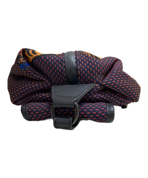 Vivienne Westwood（ヴィヴィアンウエストウッド）Vivienne Westwood (ヴィヴィアンウエストウッド) ファイティングタイガーボディバッグ ネイビー×オレンジの古着・服飾アイテム