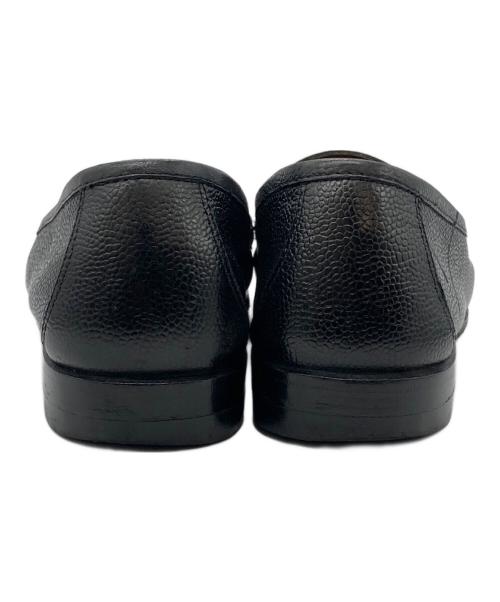 Salvatore Ferragamo（サルヴァトーレ フェラガモ）Salvatore Ferragamo (サルヴァトーレ フェラガモ) ヴァラリボンローファー ブラック サイズ:6の古着・服飾アイテム