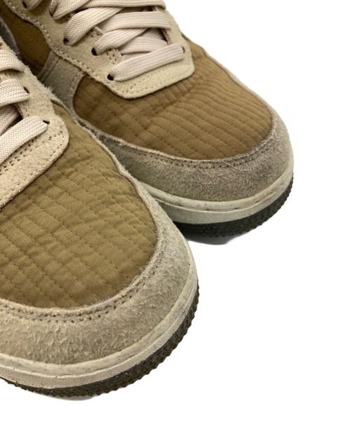 NIKE（ナイキ）NIKE (ナイキ) ローカットスニーカー ベージュ サイズ:26.5の古着・服飾アイテム