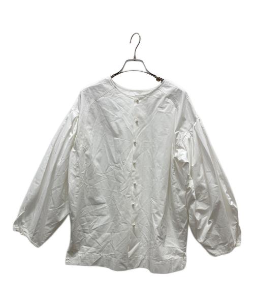 CADUNE（カデュネ）CADUNE (カデュネ) パール釦シャツブラウス ホワイト サイズ:36の古着・服飾アイテム