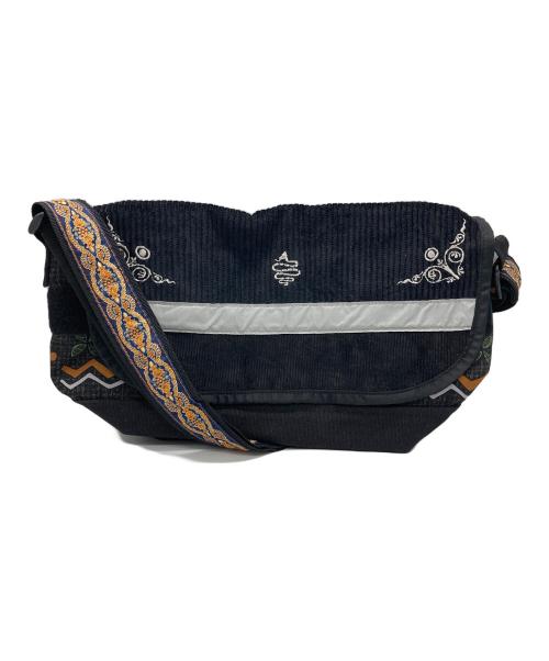 ALDIES（アールディーズ）ALDIES (アールディーズ) 総柄ショルダーバッグ ブラック×ブルー 未使用品の古着・服飾アイテム