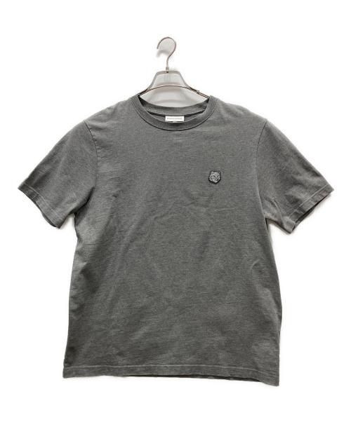 maison kitsune（メゾンキツネ）maison kitsune (メゾンキツネ) フォックスヘッドTシャツ グレー サイズ:Mの古着・服飾アイテム