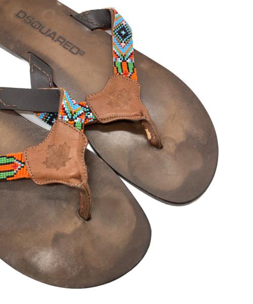 DSQUARED2（ディースクエアード）DSQUARED2 (ディースクエアード) ビーズ装飾レザーサンダル ブラウン サイズ:表記サイズ無しの古着・服飾アイテム