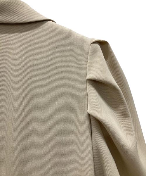 anuans（アニュアンス）anuans (アニュアンス) タックスリーブテーラードオールインワン ベージュ サイズ:Mの古着・服飾アイテム