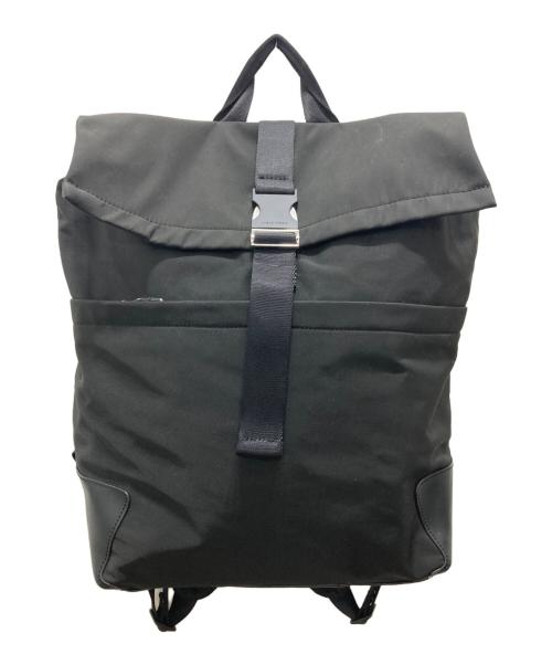 COLE HAAN（コールハーン）COLE HAAN (コールハーン) ナイロン フラップ バックパック ブラックの古着・服飾アイテム