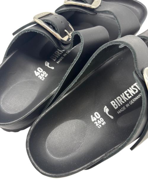 BIRKENSTOCK（ビルケンシュトック）BIRKENSTOCK (ビルケンシュトック) ARIZONA BIG BUCKLE/サンダル ブラック サイズ:40の古着・服飾アイテム