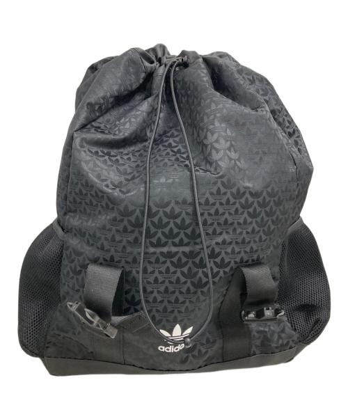adidas（アディダス）adidas (アディダス) モノグラムリュック ブラックの古着・服飾アイテム