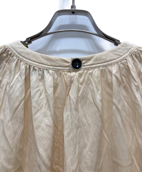 LEMAIRE（ルメール）LEMAIRE (ルメール) URBAN RESEARCH (アーバンリサーチ) シルク混ブラウス ベージュ サイズ:36の古着・服飾アイテム
