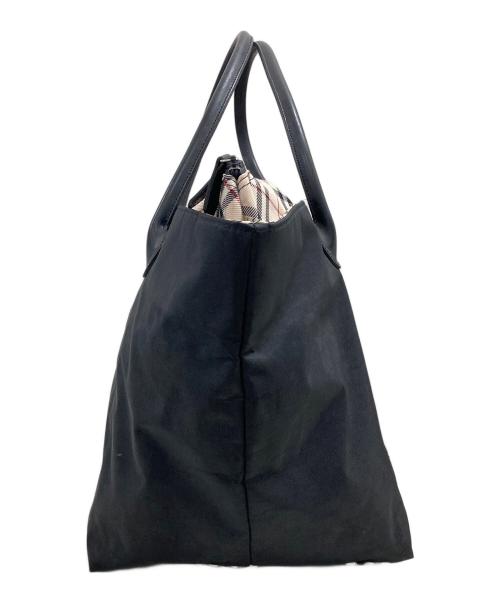 BURBERRY BLUE LABEL（バーバリーロンドンブルーレーベル）BURBERRY BLUE LABEL (バーバリーロンドンブルーレーベル) 舟形トートバッグ ブラックの古着・服飾アイテム