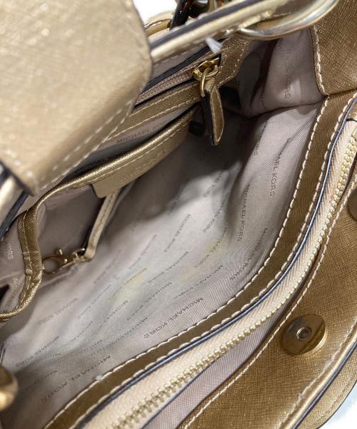 MICHAEL MICHAEL KORS（マイケル マイケルコース）MICHAEL MICHAEL KORS (マイケル マイケルコース) 2WAYバッグ ゴールドの古着・服飾アイテム