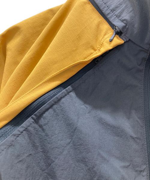 Adam et Rope（アダム エ ロペ）Adam et Rope (アダム エ ロペ) Y-Sports スタンドカラージャケット グレー×マスタード サイズ:Lの古着・服飾アイテム