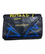 BALENCIAGAバレンシアガ）の古着「グラフィティ ペーパーミニウォレット」｜ブラック