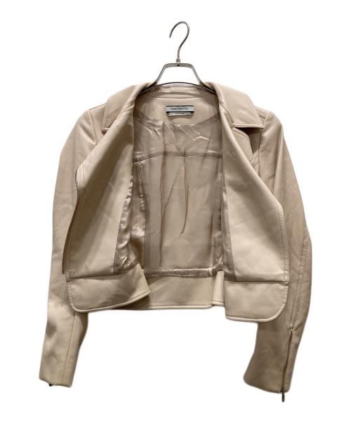 FOXEY NEWYORK（フォクシーニューヨーク）FOXEY NEWYORK (フォクシーニューヨーク) フェイクレザーライダースジャケット ピンク サイズ:38の古着・服飾アイテム