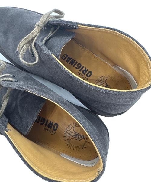 CLARKS（クラークス）CLARKS (クラークス) デザートブーツ グレー サイズ:US7 １/2の古着・服飾アイテム