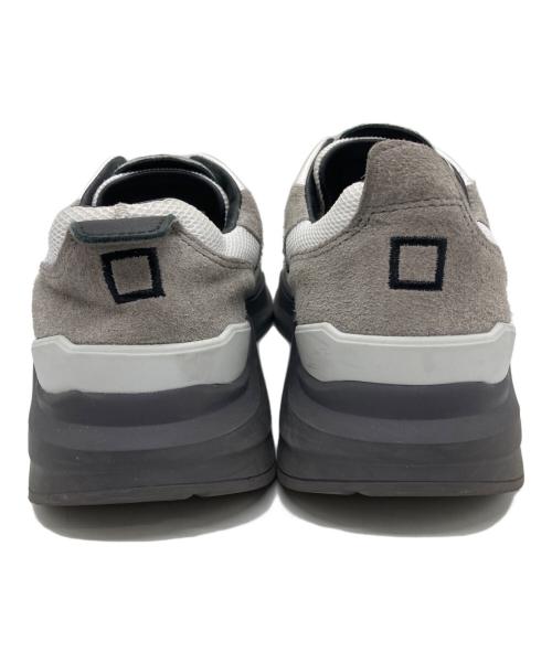 D.A.T.E.（デイト）D.A.T.E. (デイト) FUGA ローカットスニーカー ホワイト サイズ:25.5の古着・服飾アイテム